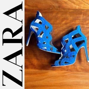 BRAND NEW Zara Cobalt Blue Caged Heel Sz 37